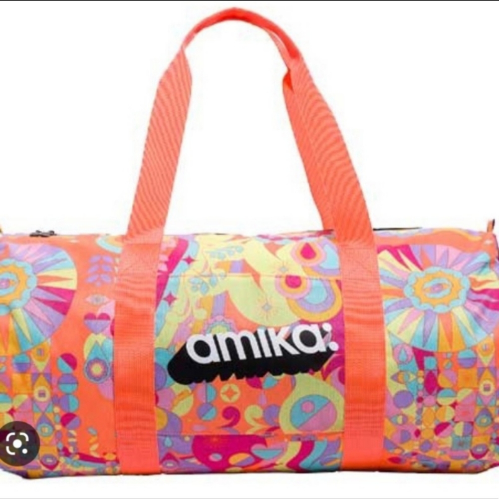 🆕 AMIKA | SIGNATURE PRINT LARGE GYM/TRAVEL BAG with Double Handles Zipper Top